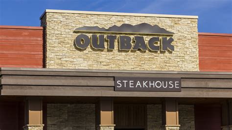 What is the highest salary at Outback Steakhouse The highest-paying job at Outback. . Outback steakhouse pay